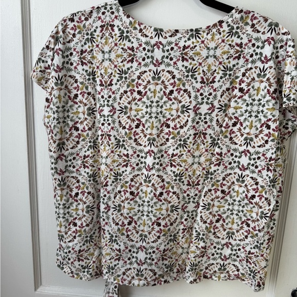 2/$20 Reitmans Multicolor Floral Tee - Picture 4 of 4